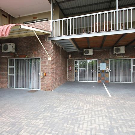 Ingwe Guesthouse Mbombela Zewnętrze zdjęcie
