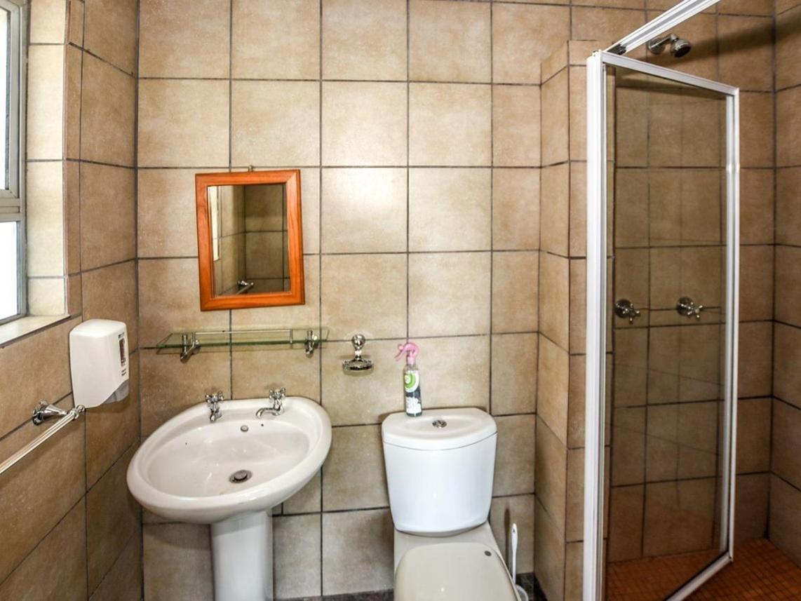 Ingwe Guesthouse Mbombela Zewnętrze zdjęcie