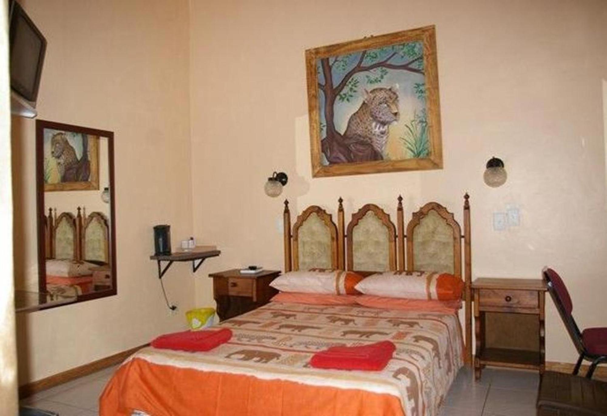 Ingwe Guesthouse Mbombela Zewnętrze zdjęcie